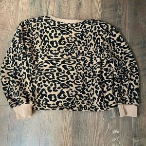Boutique leopard crop sweater